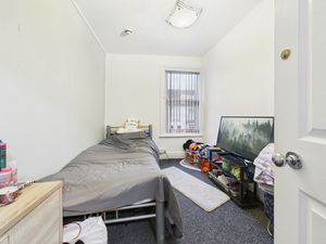 Bedroom- click for photo gallery